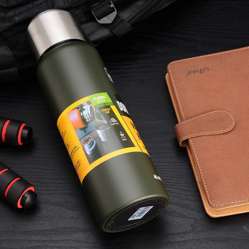 Large Capacity Stainless Steel Thermos Flask For Hiking, Camping - Portable and Eco-Friendly Vacuum Flask for Keeping Drinks Hot or Cold for Hours