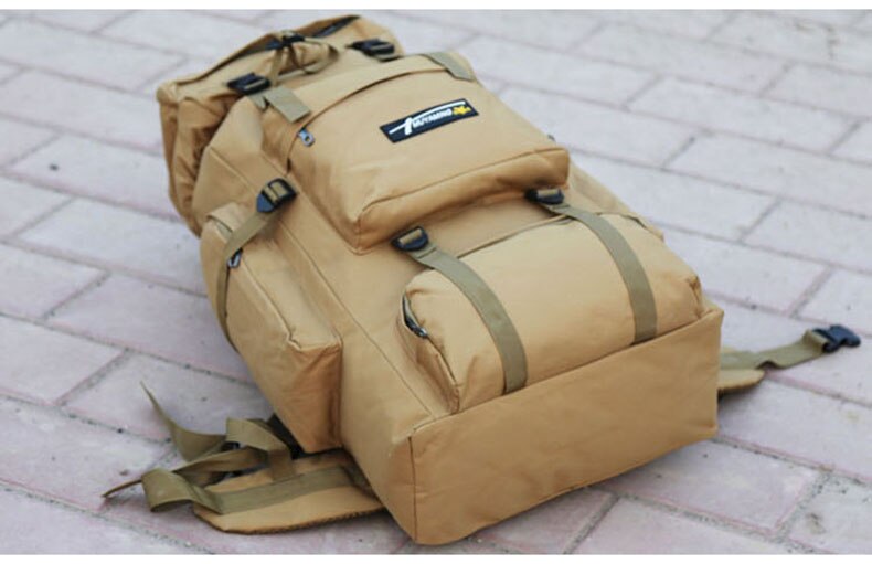 Large Capacity 70L Military Tactical Camo Backpack with and Molle System for Hiking and Travel