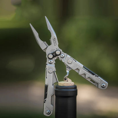 SOG 17 in 1 Multi-Tool Pocket Mini Tool Folding Pliers EDC Multi-Tool Camping Gadget Survival Tools Outdoor Gear Camping Gadgets